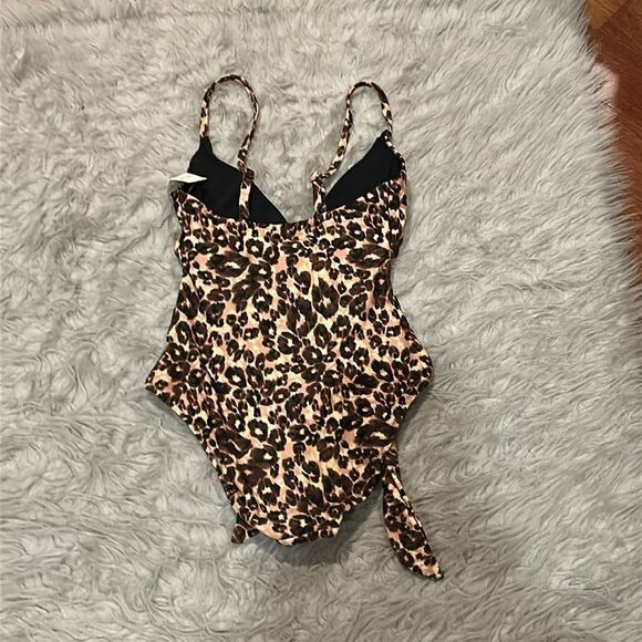 NWT aerie one piece full coverage tan and brown leopard print swimsuit - Picture 5 of 5